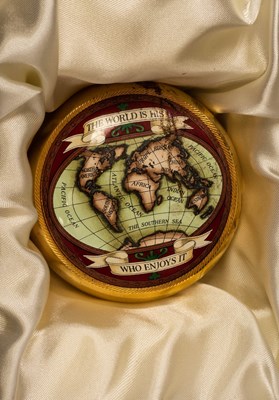 Lot 66 - A quantity of Halcyon Days enamels including...