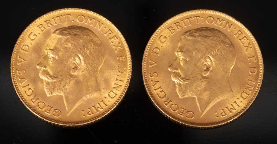 Lot 76 - Two George V gold half sovereigns, 1914 and 1915