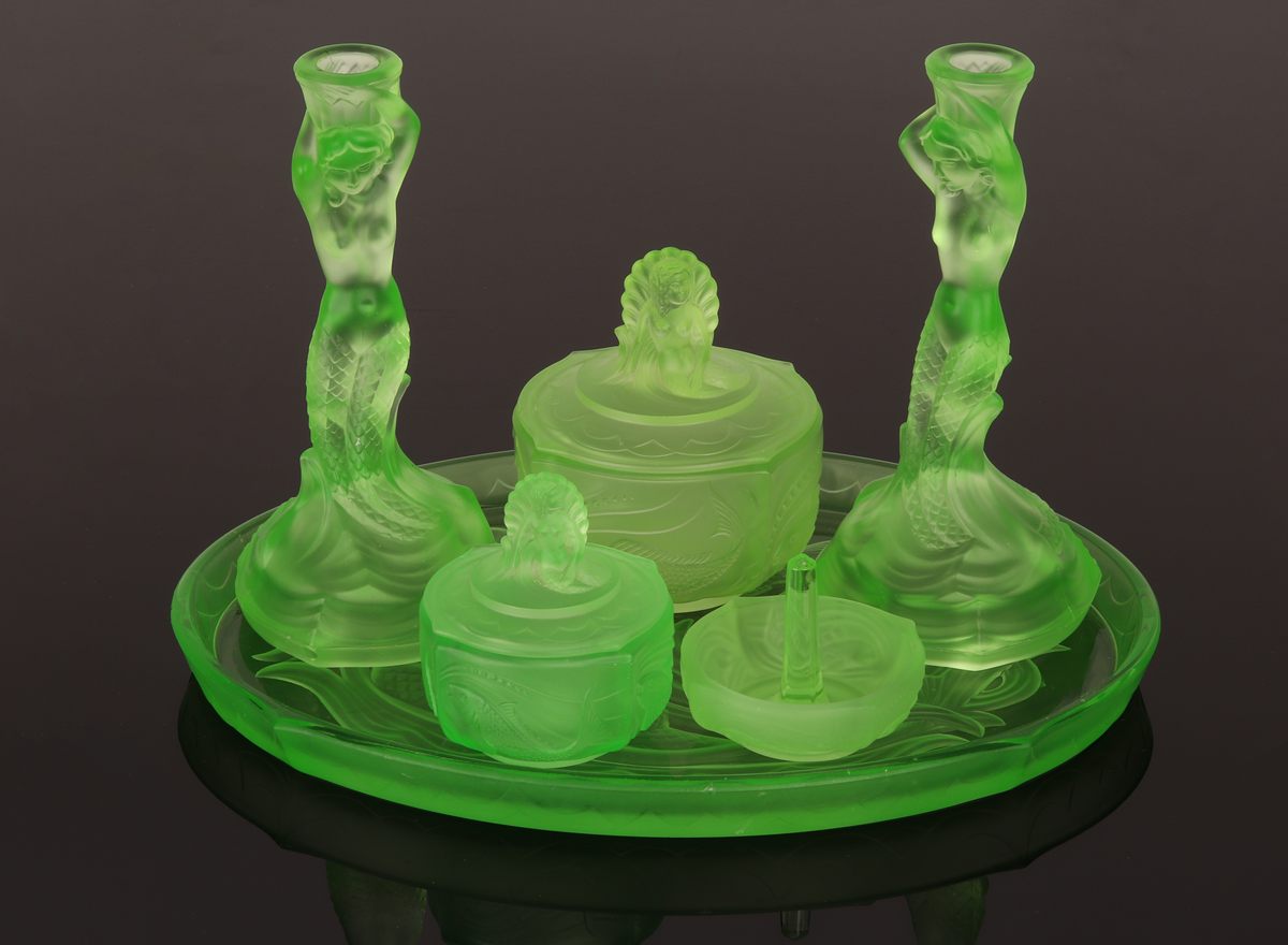 Lot 4 - A Walther & Sohne green uranium glass Nymphen