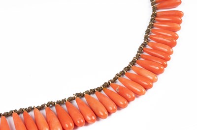 Lot 268 - A Victorian coral fringe necklace