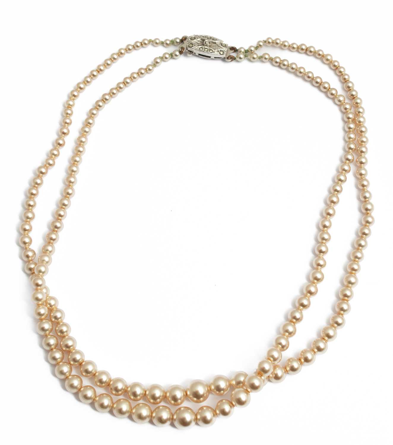 Lot 13 - A Rosita double strand of graduated simulated pearls
