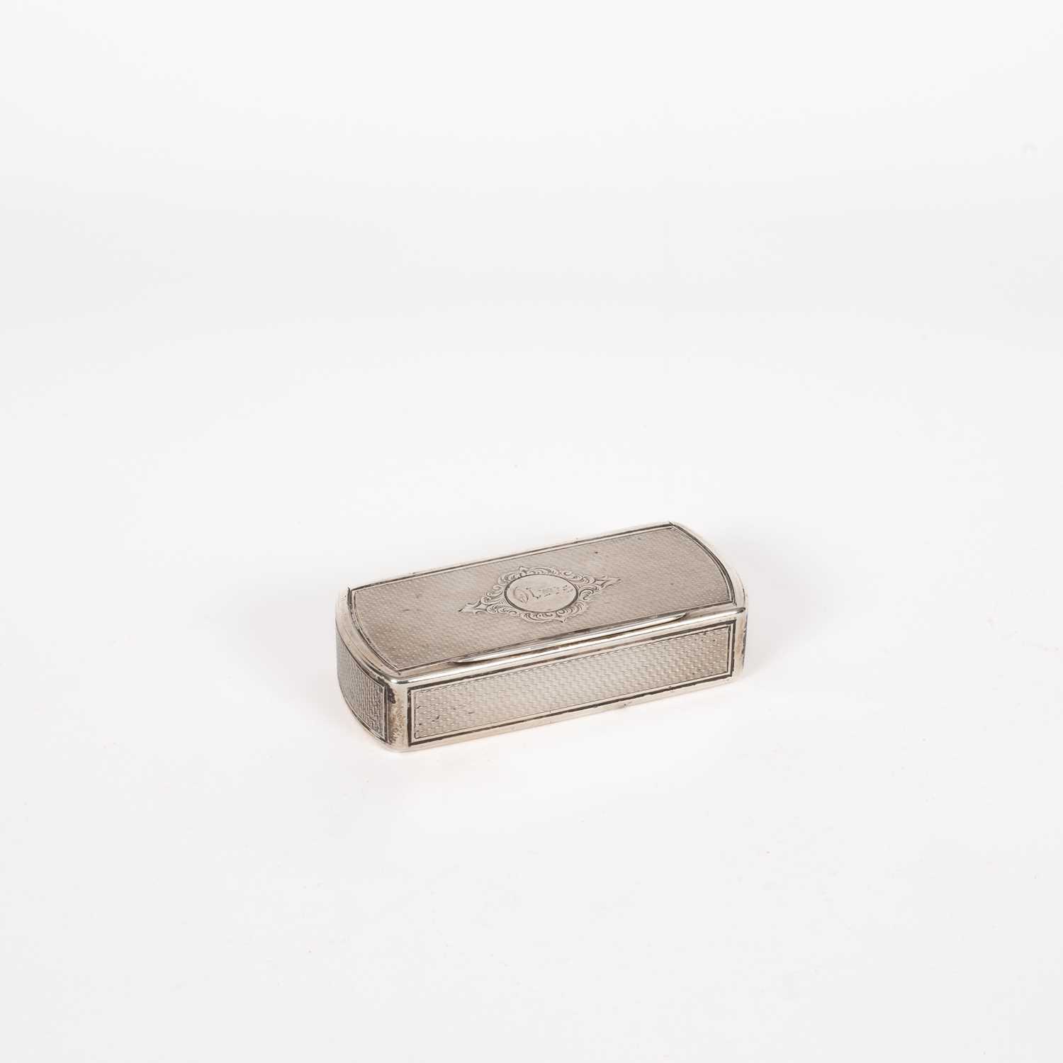 Lot 82 - A French silver snuff box