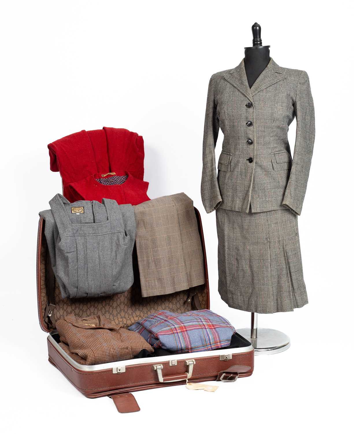 Lot 290 - Various vintage clothing
