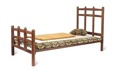 Lot 15 - An early Gordon Russell oak single bed