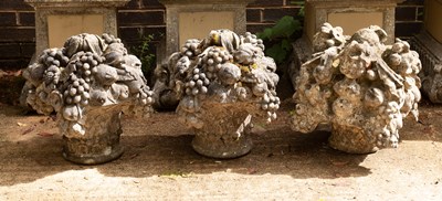 Lot 501 - A composition stone corbel